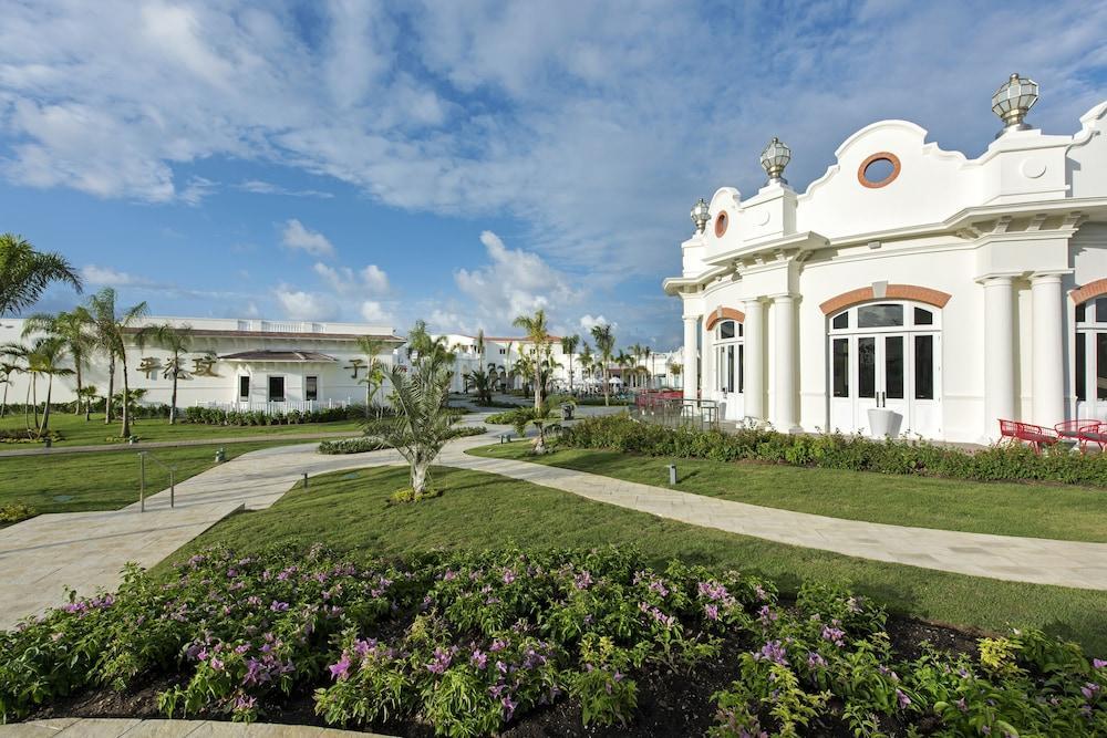 Azul Beach Resort Punta Cana, All Inclusive By Karisma エクステリア 写真